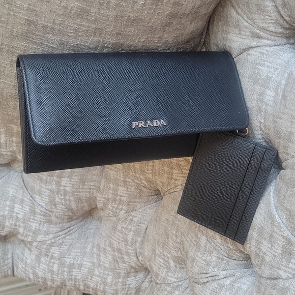 Prada black wallet with card holders - Picture 8 of 16